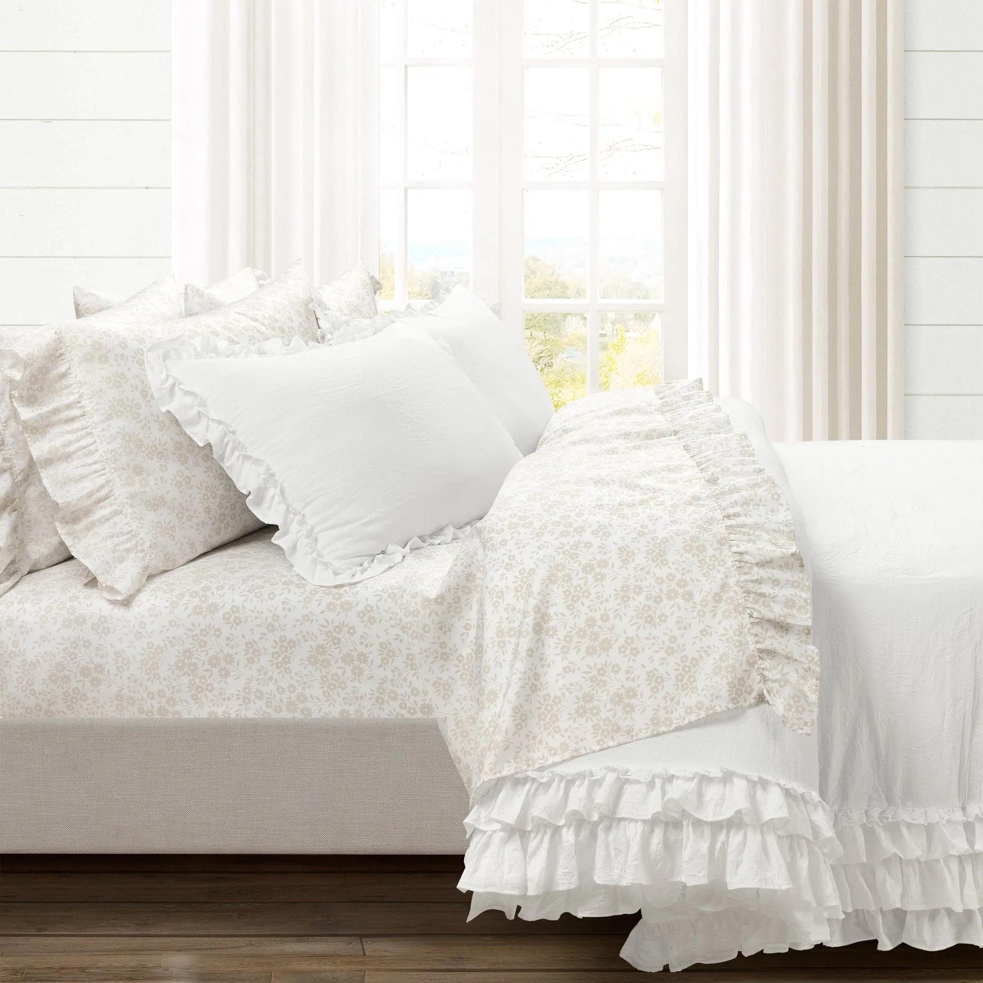 Ella Ruffle Lace 3 Piece Comforter Set