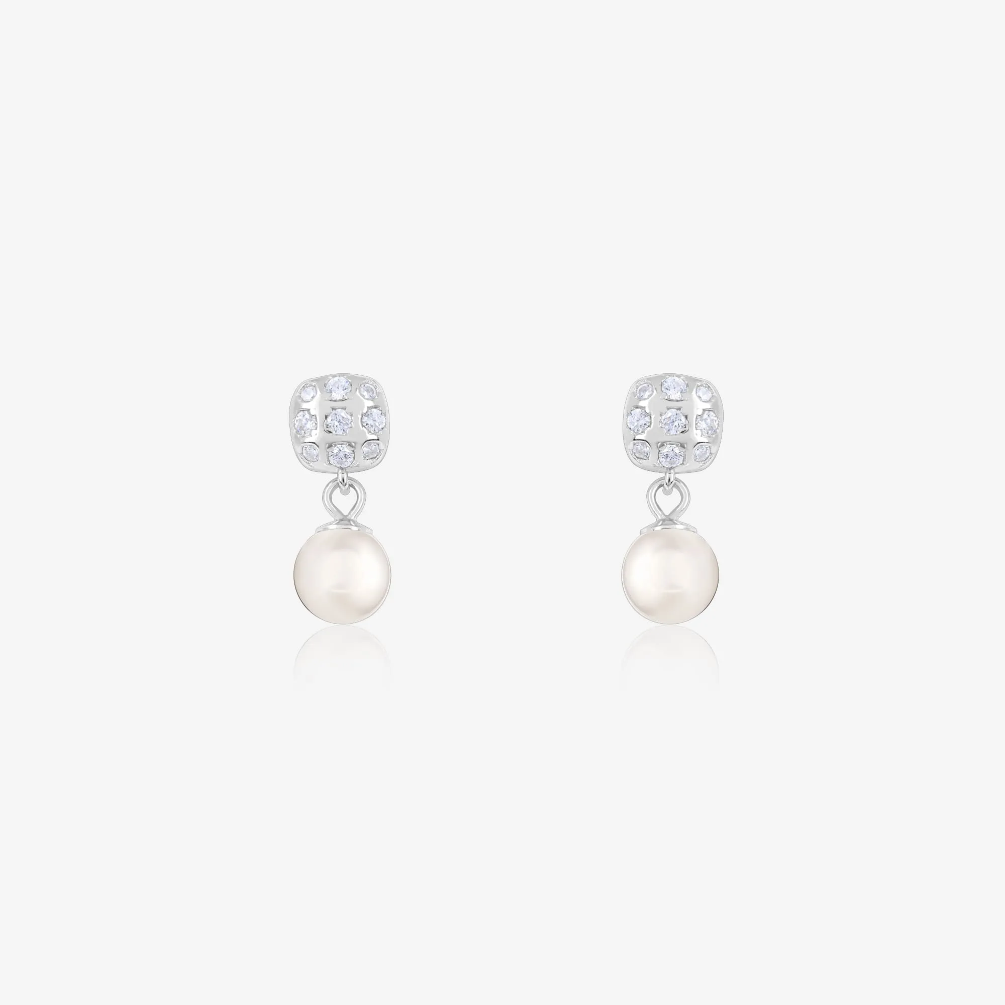 Radiance Pearl Earring