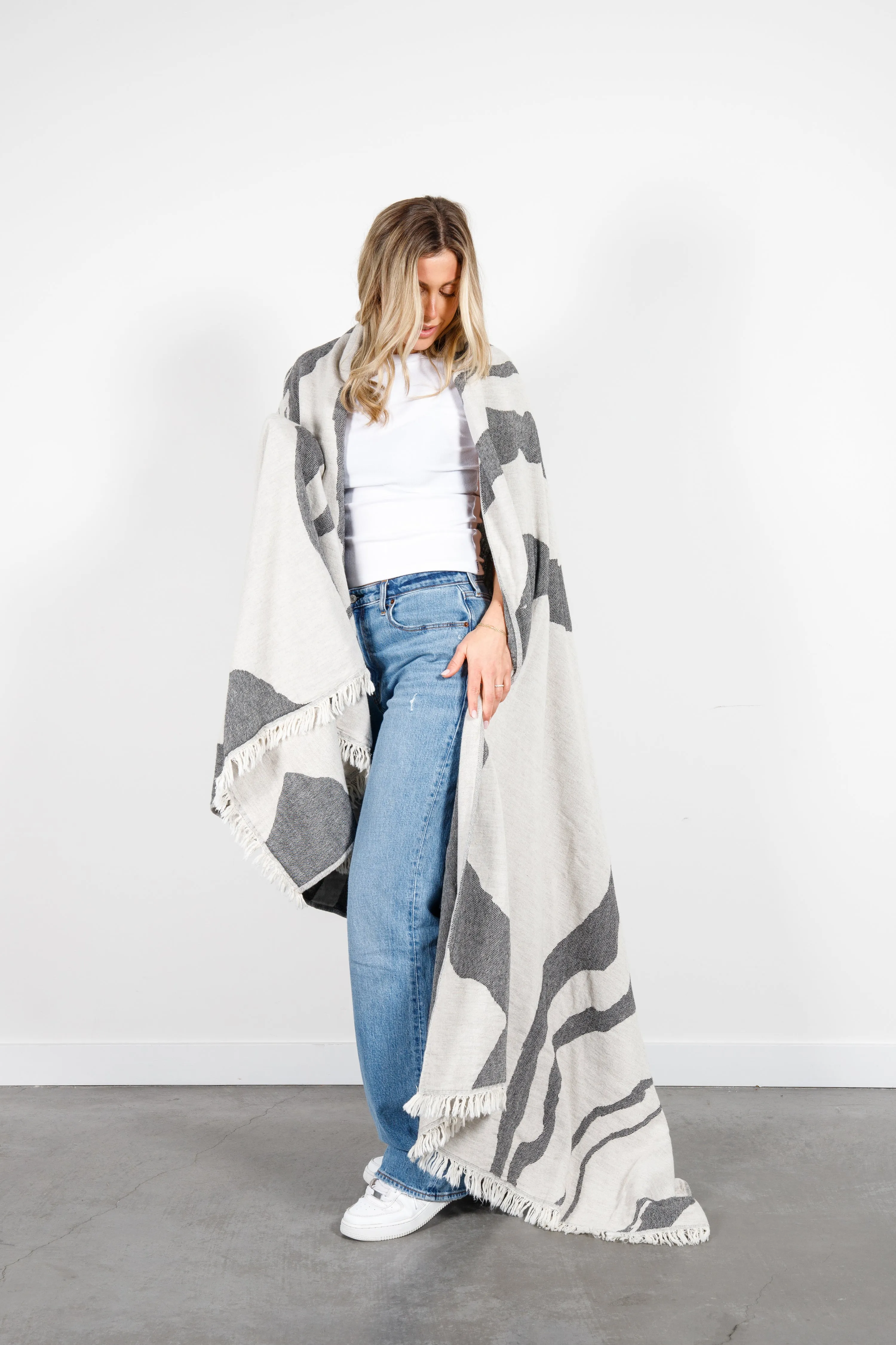 THE MARA | Wool Blend Throw