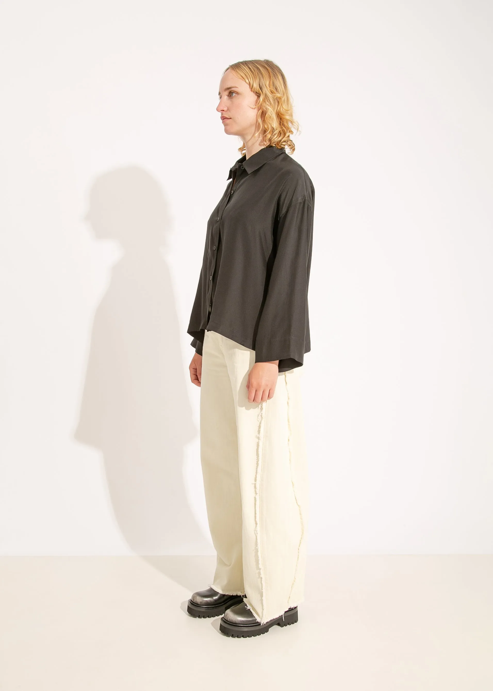 W24 | MARCIA SHIRT / BLACK